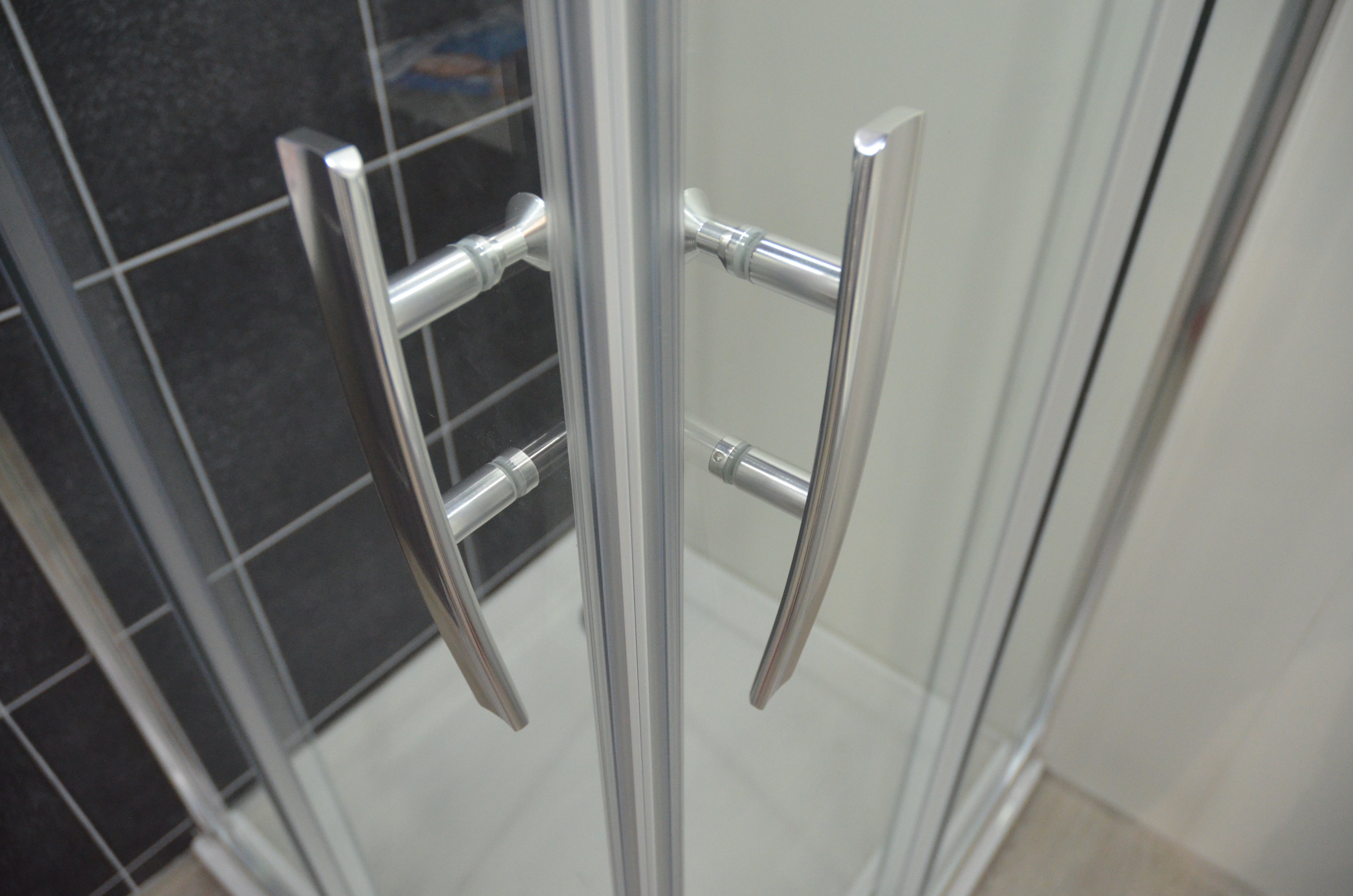 PRO-LINE partial corner shower cubicle striped design in 2 different sizes