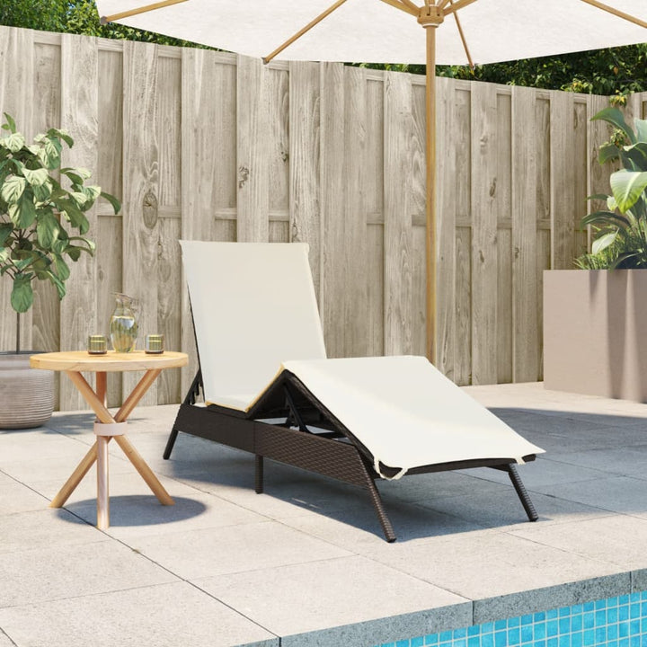 Sonnenliege mit Auflage Braun Poly Rattan