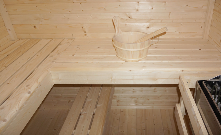 Outdoorsauna VAASA für 4 - 5 Personen mit Umkleide