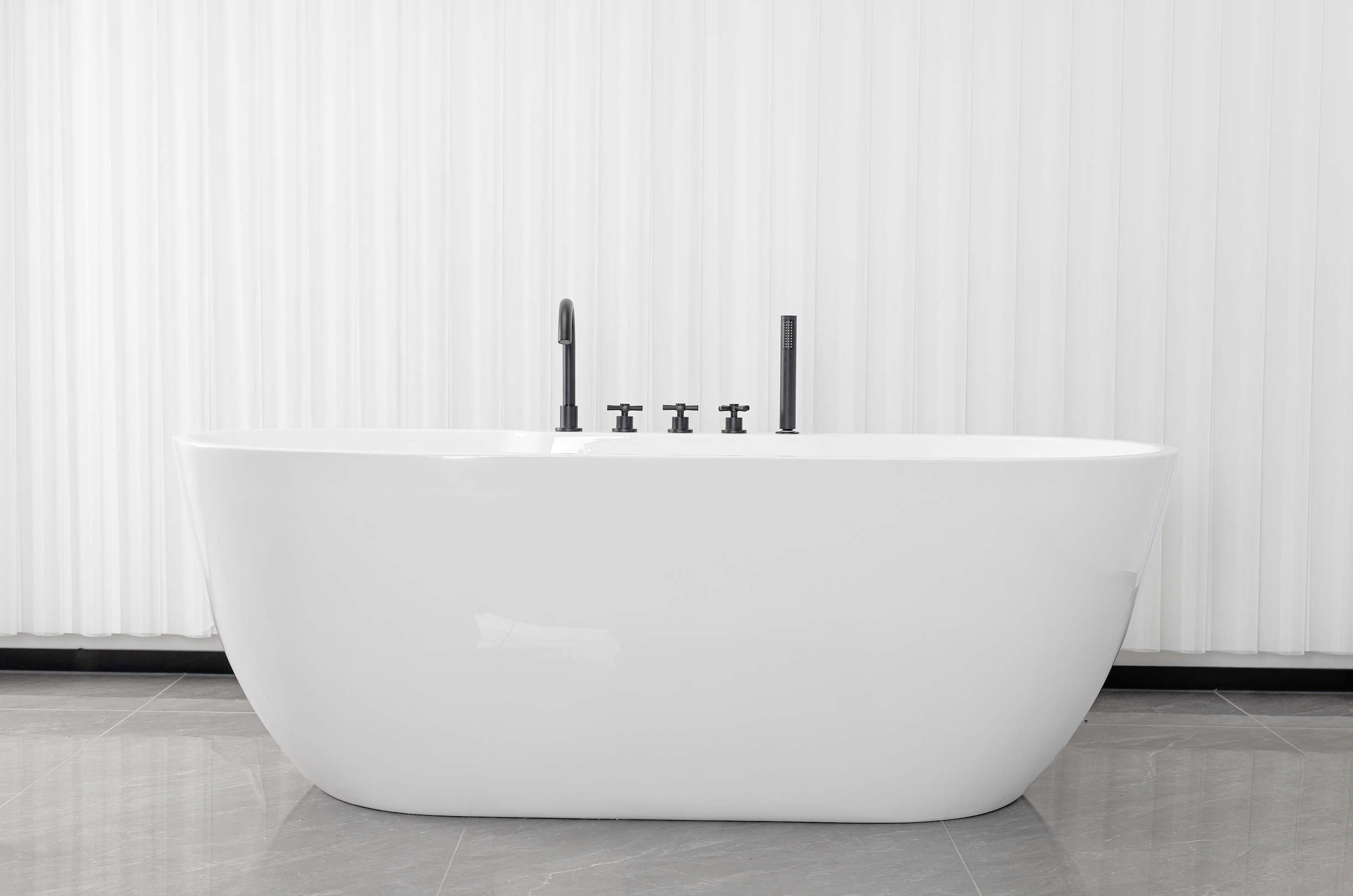 Freistehende Badewanne ARUBA schwarz 170x75x58 cm