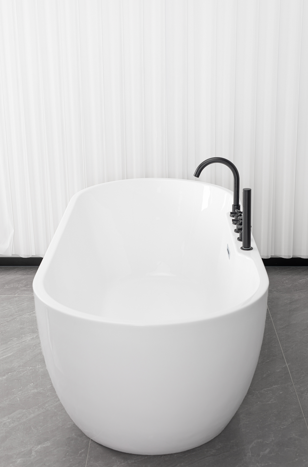 Freistehende Badewanne ARUBA schwarz 170x75x58 cm