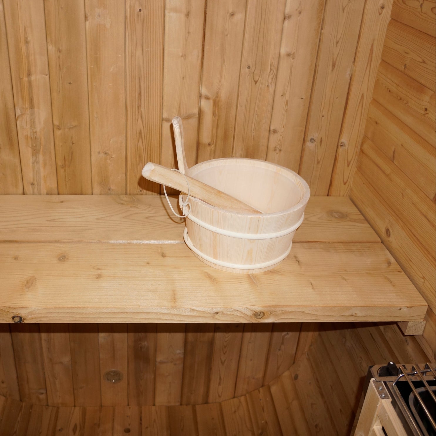 Outdoor Fasssauna LINDHOLM für 1-2 Personen