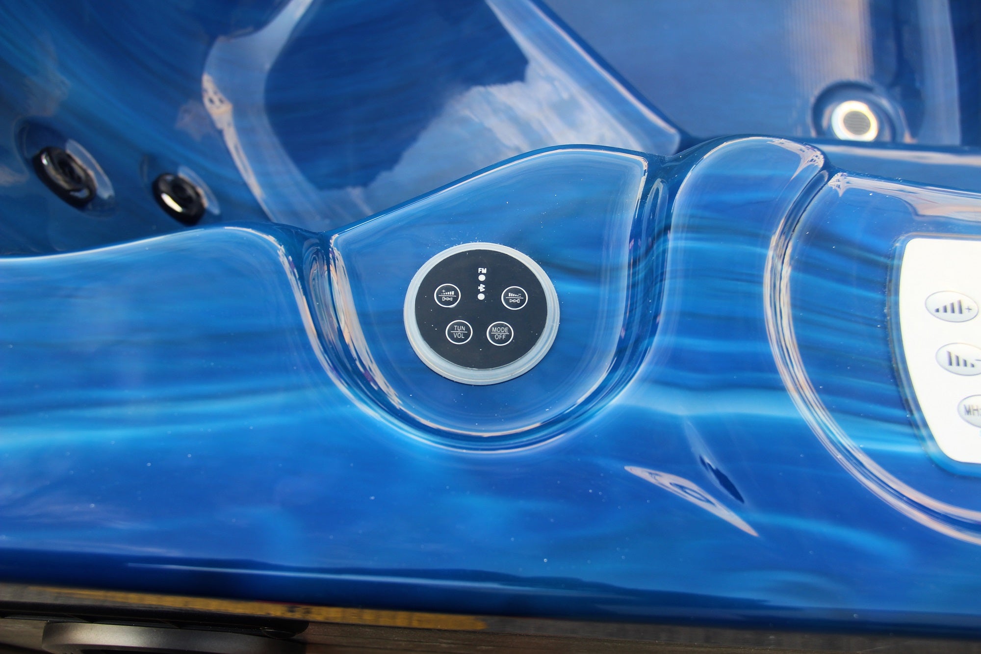 Outdoorwhirlpool PALMA BLUE MARBLE inkl. Abdeckung und Stiege 190x190x86 cm
